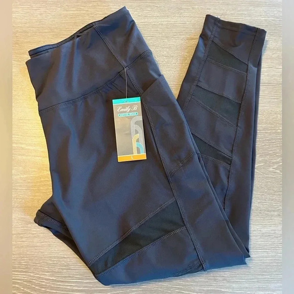 Emily B Activewear Women's Leggings Size Large Mesh Leg Panels Dark Blue New - Picture 2 of 10